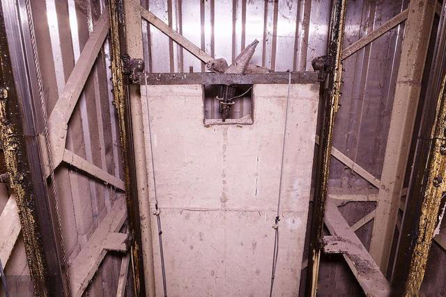  湖南電梯安裝圖4